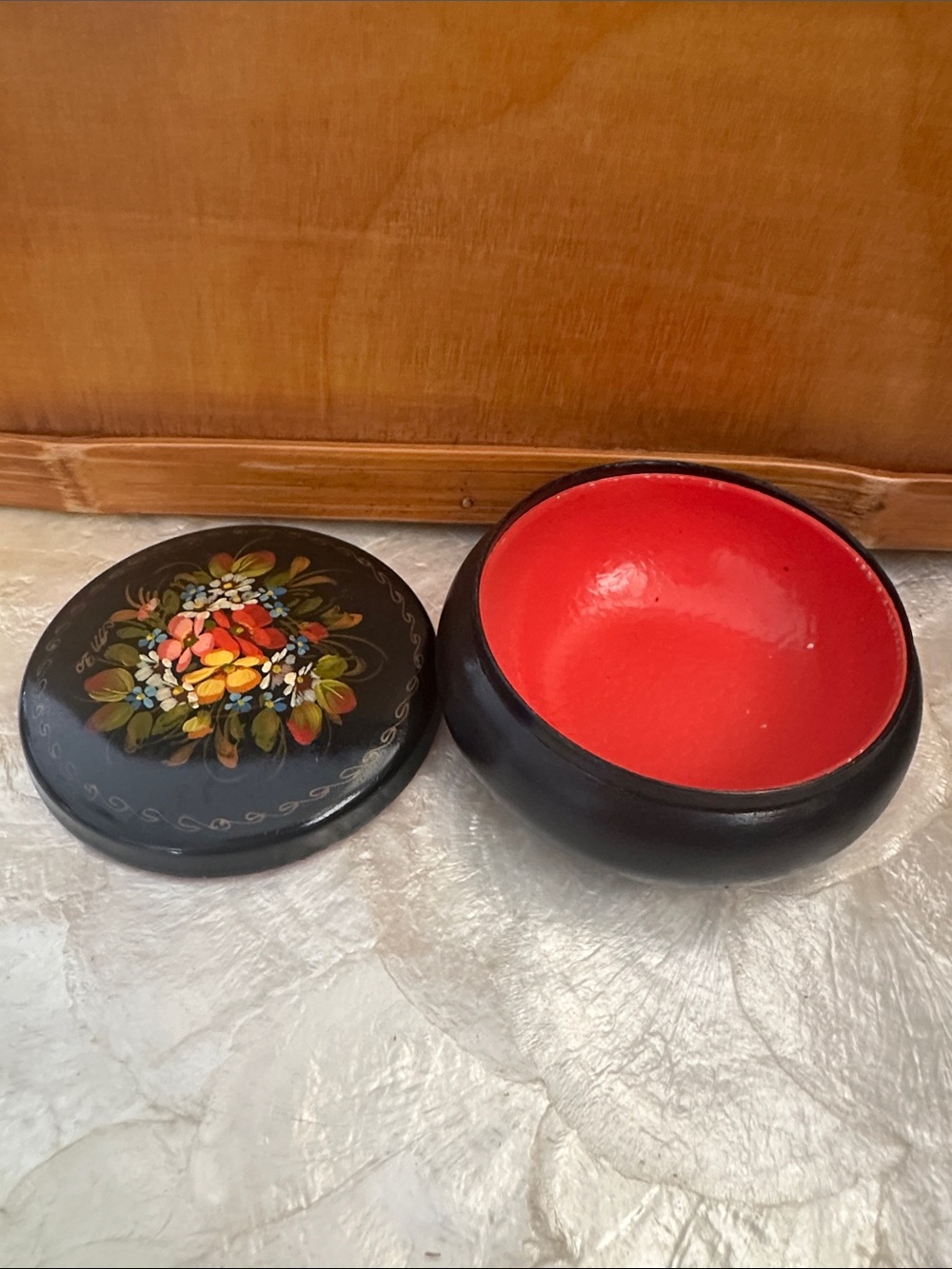 Vintage Russian Black Floral Hand-Painted Trinket Box - Picture 3 of 10